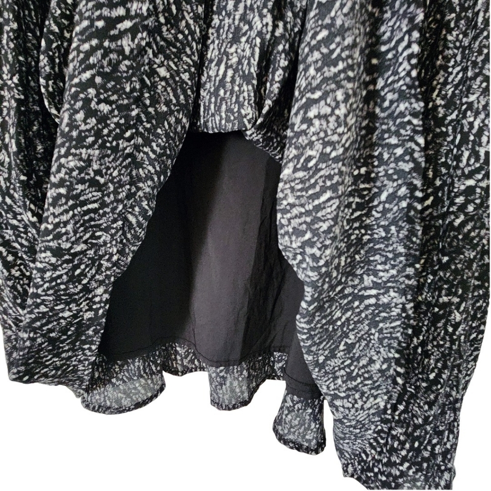 Banana Republic Pleated Midi Skirt (L) - Picture 4 of 6